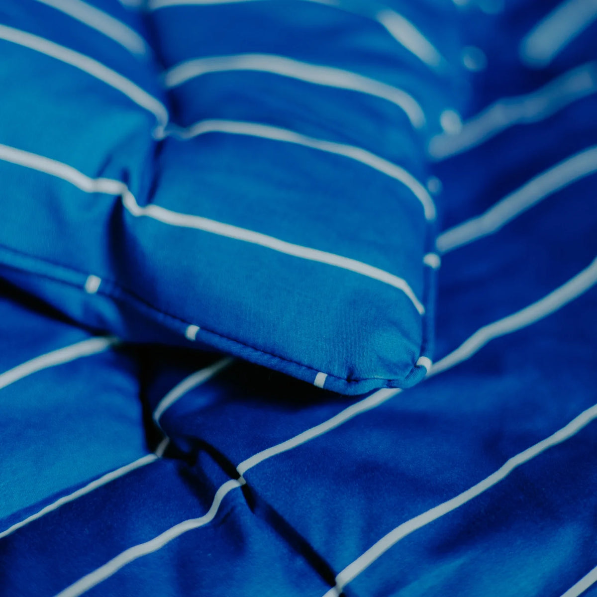 Wasbaar All Season Dekbed | Katoen Satijn | Blue Stripes