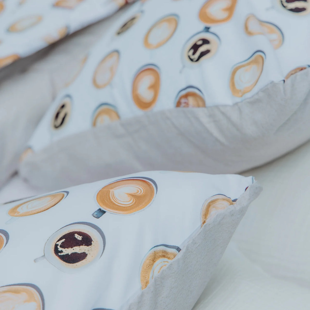 Kussenslopen | A Fish Named Fred & Thehappybed | Coffee Dream | Set van 2