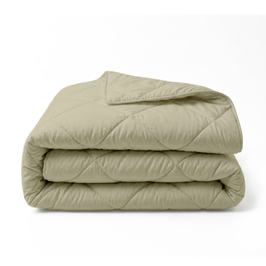Thehappybed Zomerdekbed in Sage Green van percal katoen, licht en ademend voor warme zomernachten