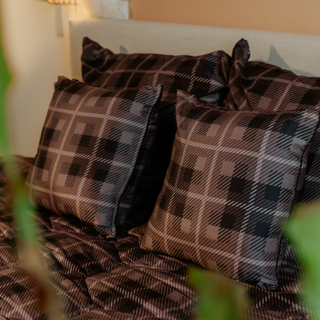 Thehappybed 4-delige Sierkussen Bundel | Kussens + Slopen | Grey Tartan | 45x45 cm
