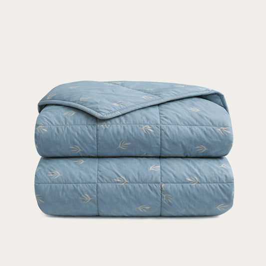 Thehappybed Premium Dekbed van percal katoen met Botanical Breeze design, hypoallergeen en geschikt voor alle seizoenen