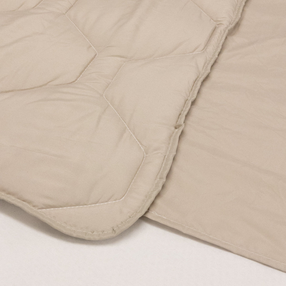 Thehappybed Bestseller Bundel | All-Season Dekbedset Taupe – 2-delige bundel met instopstrook + kussenslopen